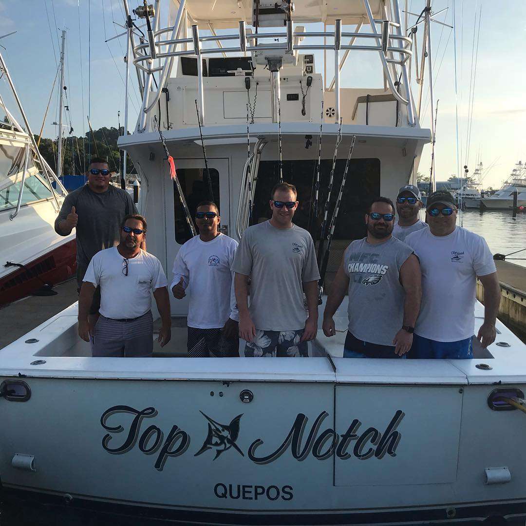 Top Notch Viking group fishing charter Quepos