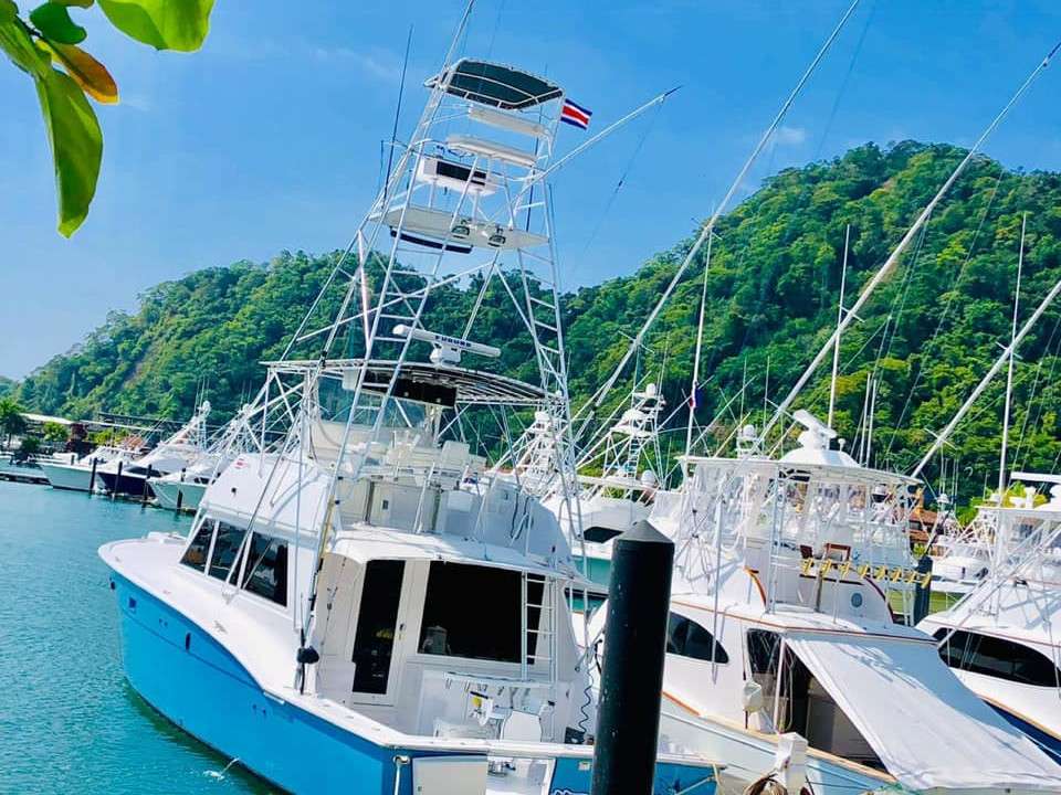 Scatterbrain, 52ft Hatteras yacht at Los Sueños Marina