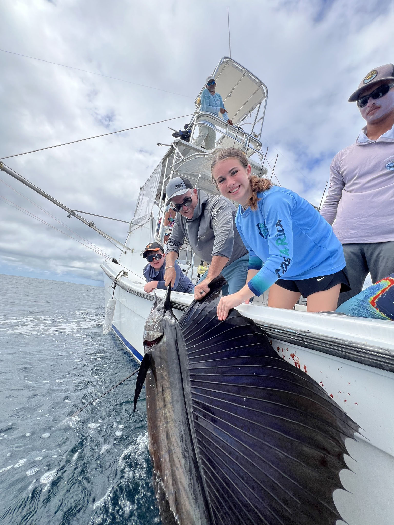 OutCast Tamarindo offshore fishing